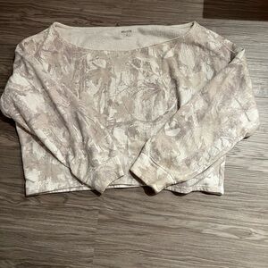 Hollister Women's Camo off the shoulder Top